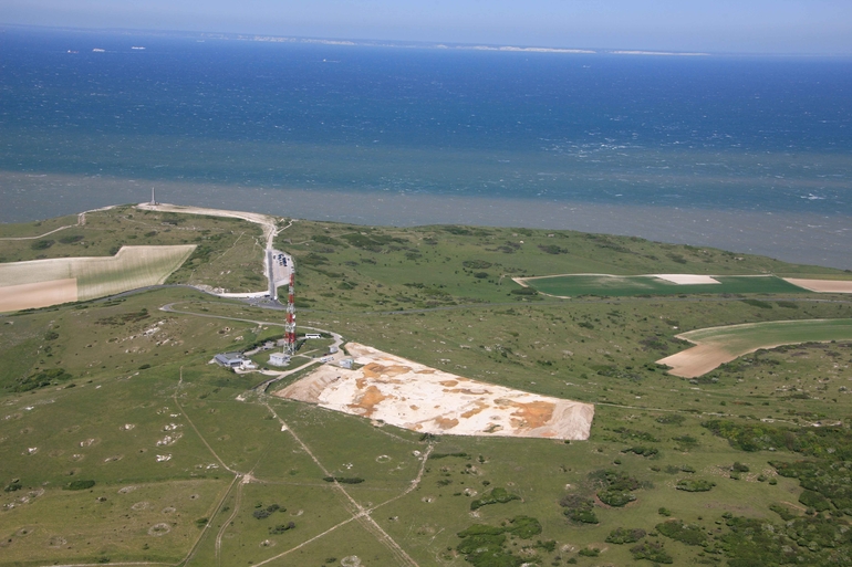 Vue aérienne du site du Mont d'Hubert