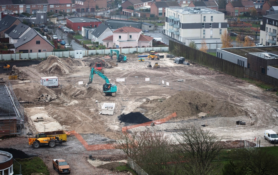 Photographie couleur montrant un chantier.