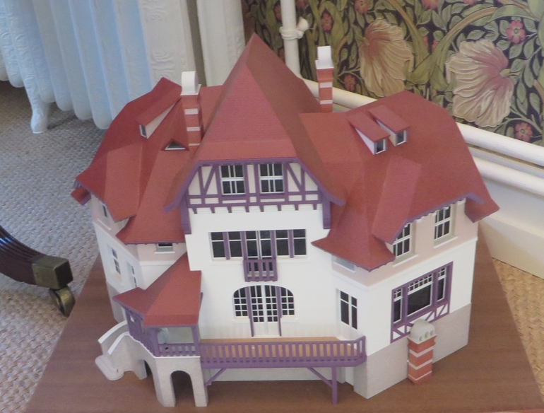 maquette d'une villa anglo-normande nommée Les Bernaoux, située à Hardelot-Plage, construite à la Belle-Epoque